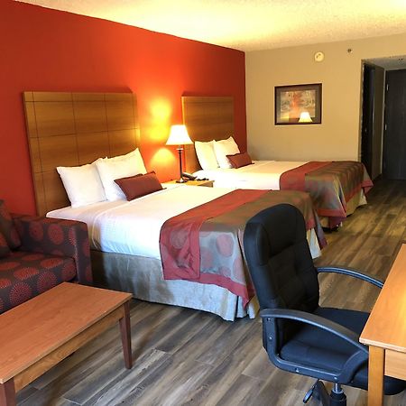 Ramada By Wyndham Pearl/Jackson Airport Hotel Екстериор снимка